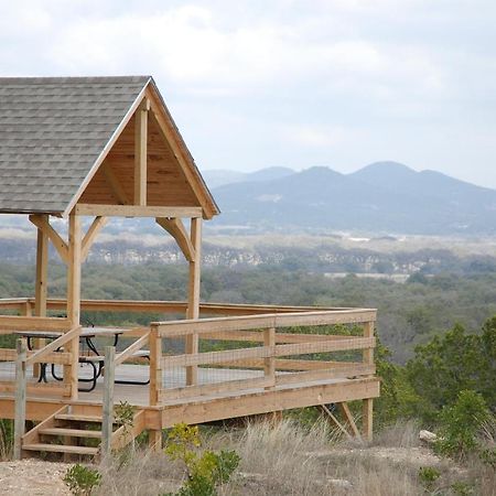 Utopia Family Home With Mountain Viewing Deck! Buitenkant foto
